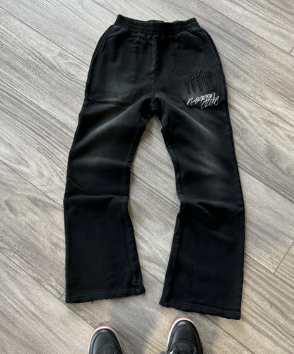 Community sweats Black